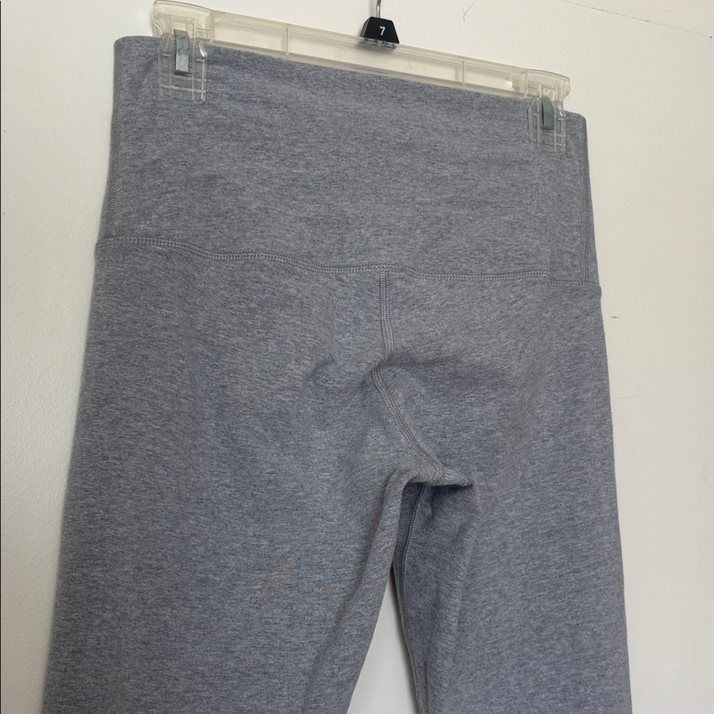 NEW Lululemon Align High Rise Pant Leggings 31” inseam size 6 grey tall long - Picture 4 of 6